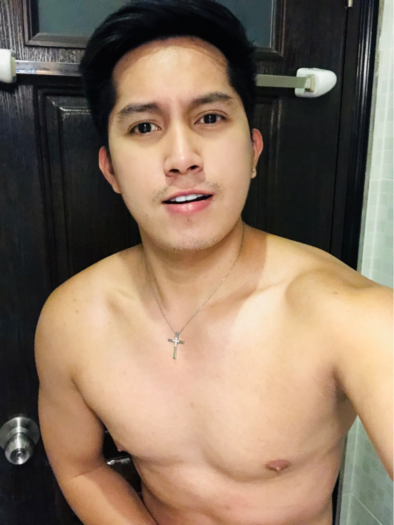 ahlam kaki recommends male filipino nude pic