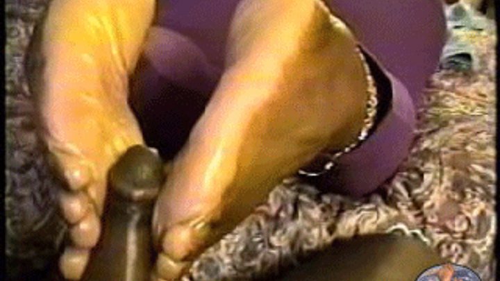 arve andreassen recommends mature ebony footjob pic