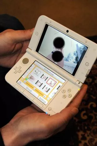 denise godbolt recommends Porn On The 3ds